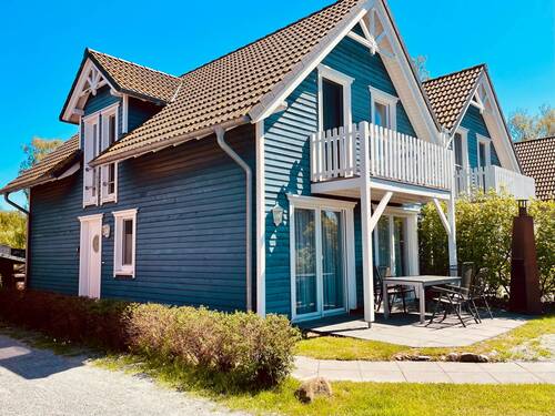 Vordere Hausansicht - 5 Zimmer Doppelhaushälfte in Gager
