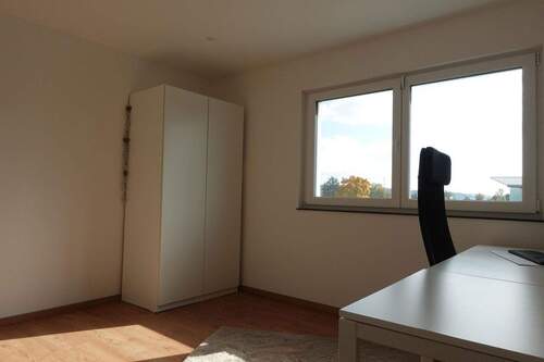 Schlafzimmer Kind 2 OG - 