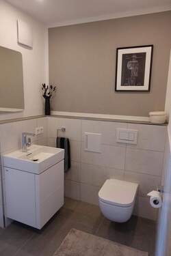 Gäste-WC mit Dusche EG - Doppelhaushälfte mit 151,40 m² in Ravensburg zum Kaufen