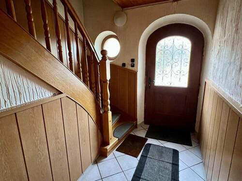 Erdgeschoss Eingang - Einfamilienhaus mit 260,00 m&sup2; in Bernhardswald - Pettenreuth zum Kaufen