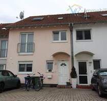 Großes schickes Reihenmittelhaus in Bischofsheim zum Verkauf (WEG-Teilung)