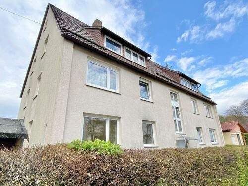 Hausansicht - 4 Zimmer Etagenwohnung zur Miete in Uslar