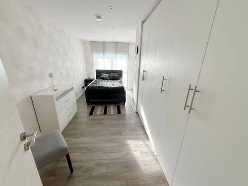 Zimmer 1 - 