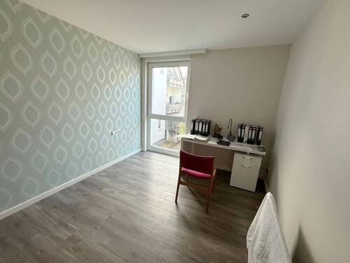 Zimmer 2 - 