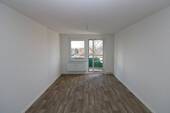 Titelbild - Flieg mit mir zu den Sternen...helle 3-RW mit Wanne & Balkon!!!