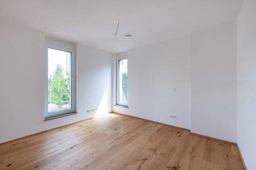 Zimmer 2 - 