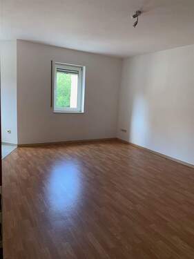 Musterfoto Wohnung darunter - 
