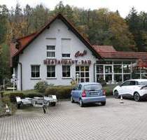 Eigentumswohnung in weitgehend gastronomisch genutzem Gebäude - Rodewisch