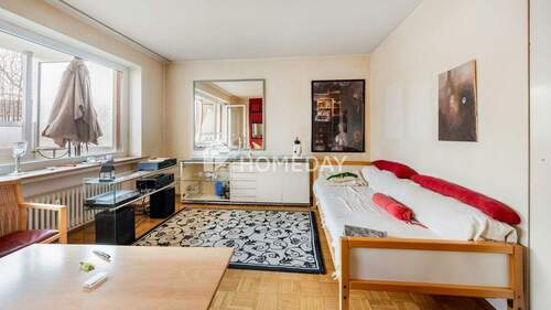 Wohnzimmer 1 - 2 Zimmer Etagenwohnung zum Kaufen in Oldenburg (Oldb)