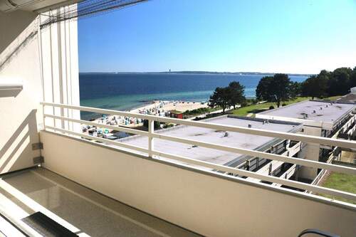 Blick vom herrlichen Balkon - Gemütlicher Rückzugsort direkt am Ostseestrand, Meerblick, Garagenplatz