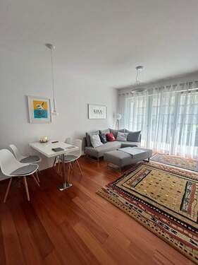 Wohnzimmer - 2 Zimmer Etagenwohnung in Freiburg im Breisgau