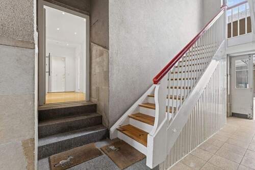 Vorderhaus Eingangsbereich - 