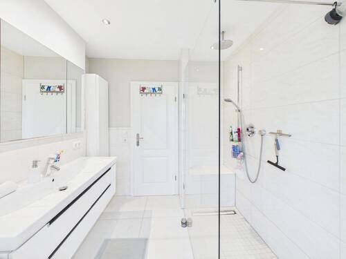 helles Tageslichtbad - 