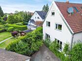 Außenansicht II - 8 Zimmer Doppelhaushälfte zum Kaufen in Bielefeld