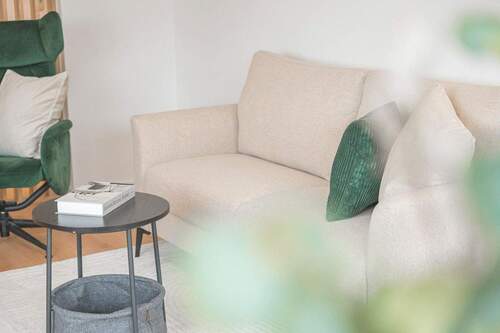 Wohnzimmer - Etagenwohnung mit 75,00 m² in Leonberg zum Kaufen