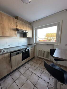 Blick in die Küche EG - Mehrfamilienhaus, Wohnhaus mit 184,00 m² in Wendlingen zum Kaufen