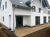 Aussenanlagen in Fertigstellung.JPG - 