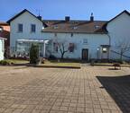 Hintere Ansicht - 9 Zimmer Mehrfamilienhaus, Wohnhaus zum Kaufen in Ferdinandshof