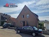 Straßenansicht - 8 Zimmer Mehrfamilienhaus, Wohnhaus zum Kaufen in Kirchlengern