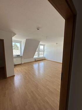 Zimmer 2 01 - Stralsund: Fritz-Reuter-Str.: 3 Zimmer-Wohnung im Dachgeschoss, ca. 68 m² per SOFORT zu vermieten