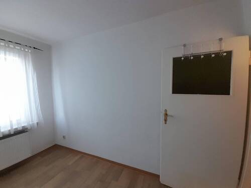 Kinderzimmer EG - 3 Zimmer Etagenwohnung in Kalbe (Milde)