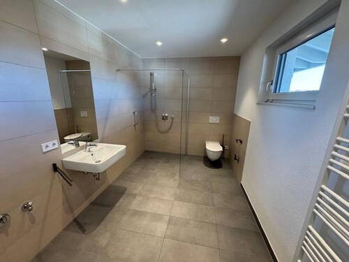 Bad - 2 Zimmer Etagenwohnung zur Miete in Ochsenhausen