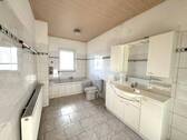 Tageslichbad Erdgeschoss I - 