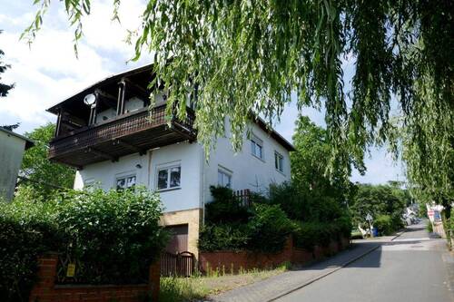Ansicht Straße - 2-Familienhaus in Georgenborn - Abriß oder umfassende Sanierung !