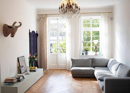 Wohnzimmer - 7 Zimmer Mehrfamilienhaus, Wohnhaus in Hamburg