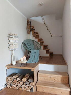 Empore/ Treppe - 