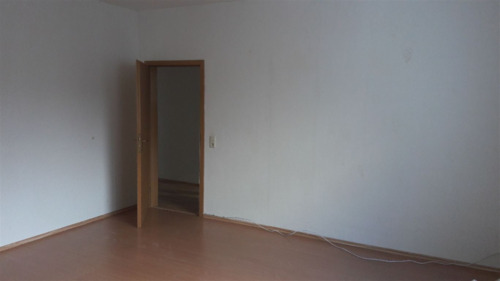 Schlafzimmer - 2 Zimmer Etagenwohnung zur Miete in Kassel