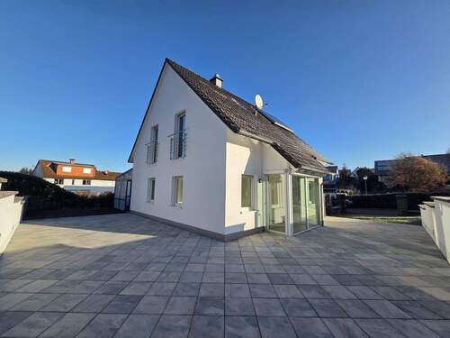 Bild 2 - 5 Zimmer Einfamilienhaus zum Kaufen in Gerach