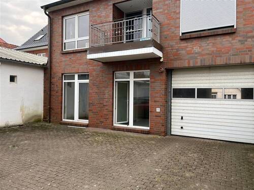 Stellplätze direkt am Haus - 