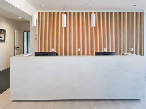 Rezeptionist.jpg - Büro in Bonn