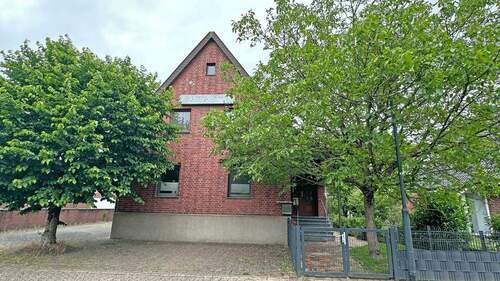 Außenansicht - 5 Zimmer Mehrfamilienhaus, Wohnhaus zum Kaufen in Hamminkeln / Dingden