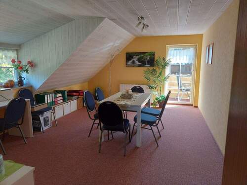 Großzügiges Studio OG - 