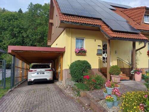 Eigene E-Ladestation mit PV - 8 Zimmer Einfamilienhaus zum Kaufen in Zella-Mehlis