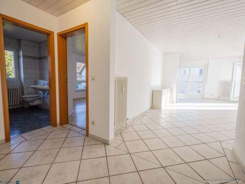 Eingangsbereich - 2 Zimmer Etagenwohnung in Rielasingen-Worblingen