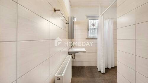 EG Badezimmer 1 - 