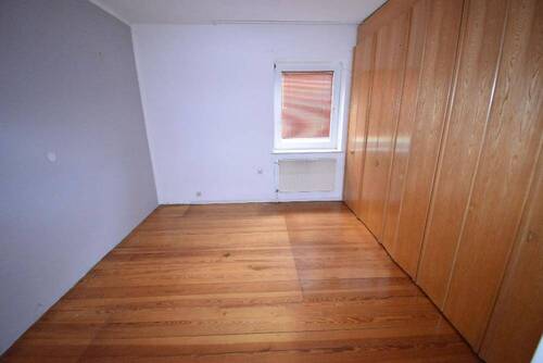 Schlafzimmer EG - 