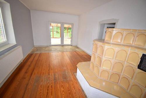 Wohnen EG - 6 Zimmer Mehrfamilienhaus, Wohnhaus in Himbergen