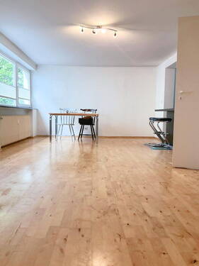 2 Wohnen + Essen - 