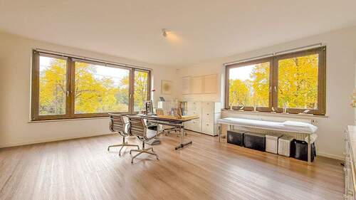 Praxis - 4 Zimmer Büro zur Miete in Düsseldorf