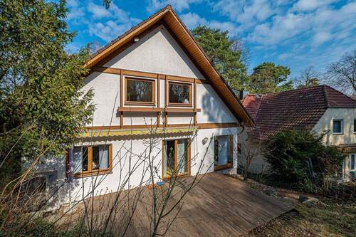 Gartenansicht - 8 Zimmer Einfamilienhaus in Berlin