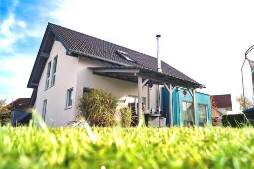 Ansicht Nordwest - Modernes Einfamilienhaus nach KfW-40-Standard