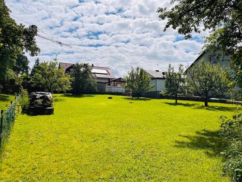 Grundstücksansicht - *Preis VB* Ruhig und sonnig gelegenes Baugrundstück mit einer perfekten Größe von 751m², keine Bauverpflichtung!