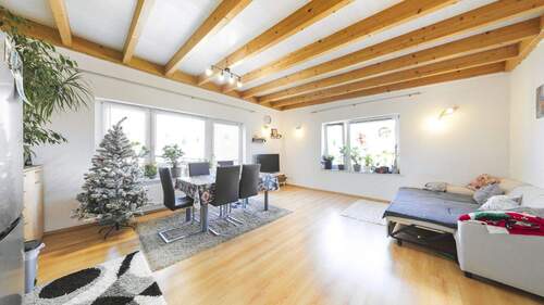 Wohnzimmer DG_Wohnung_Seiteneingang - 