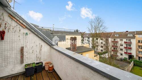 Balkon 2 - 3 Zimmer Etagenwohnung zum Kaufen in Köln