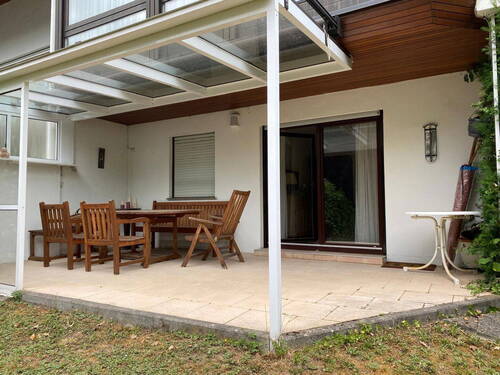 Terrasse mit Wintergarten - 