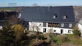 Bild 1 - Bezauberndes Bauernhaus mit Scheune und großem Grundstück - Vielseitige Möglichkeiten in idyllischer Lage in Kleinich!